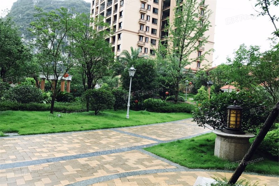 --请选择--