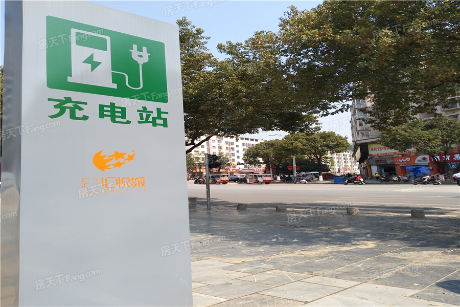 --请选择--
