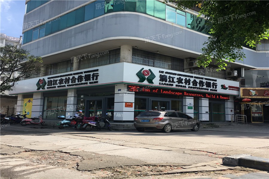 --请选择--